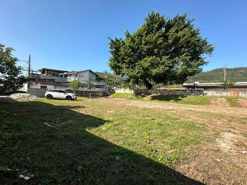 Terreno no contorno Sul em Itajaí: 4ª foto da galeria de imagens do imóvel