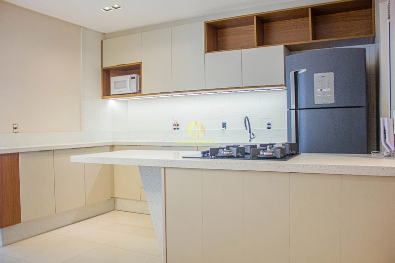 Apartamento no Ed. Emerald Praia Brava: 2ª foto da galeria de imagens do imóvel