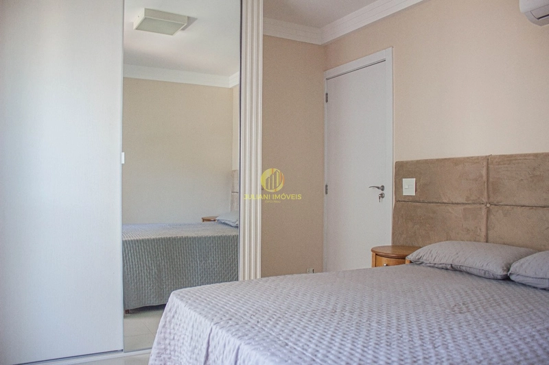 Apartamento no Ed. Emerald Praia Brava: 16ª foto da galeria de imagens do imóvel
