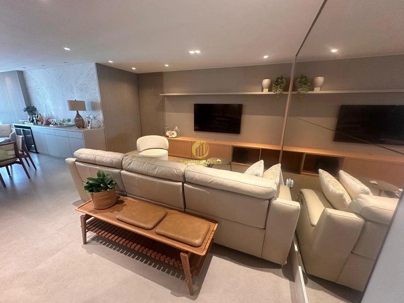 Apartamento no Brava Beach na Praia Brava mobiliado e decorado: 2ª foto da galeria de imagens do imóvel