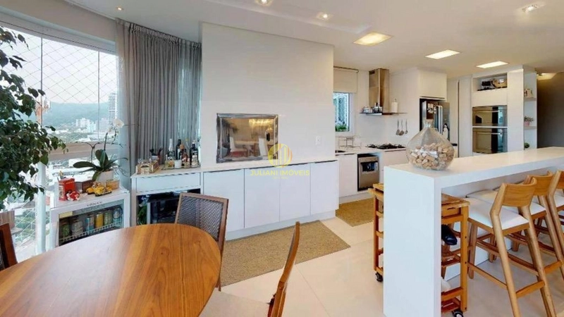 Apartamento no Ed. Brava Beach na Praia Brava: 11ª foto da galeria de imagens do imóvel