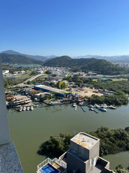Apartamento Duplex no Ed. Holambra em Balneário Camboriú: 26ª foto da galeria de imagens do imóvel