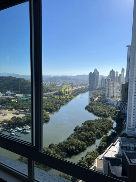 Apartamento Duplex no Ed. Holambra em Balneário Camboriú: 29ª foto da galeria de imagens do imóvel