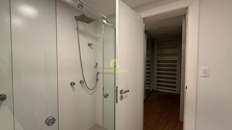 Cobertura Duplex no Ed. Grand Royale em Balneário Camboriú: 9ª foto da galeria de imagens do imóvel