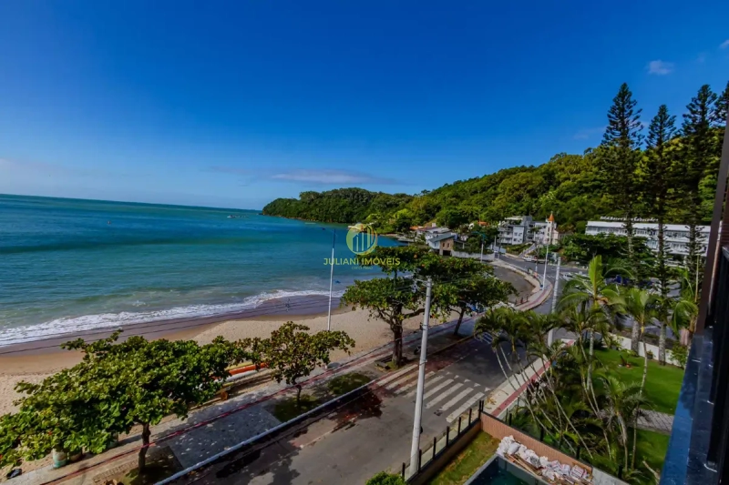 Apartamento frente mar no Ed. La Plage na Praia Cabeçudas: 1ª foto da galeria de imagens do imóvel