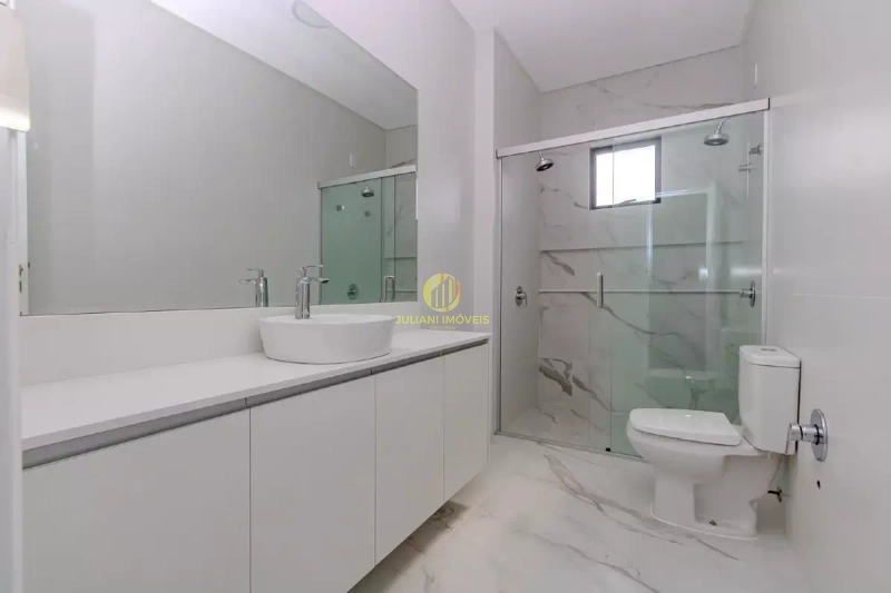 Apartamento frente mar no Ed. La Plage na Praia Cabeçudas: 22ª foto da galeria de imagens do imóvel