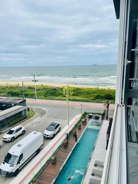 Apartamento no Ed. Brava Prime na Praia Brava: 1ª foto da galeria de imagens do imóvel