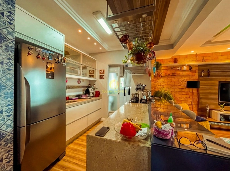 Apartamento no Ed. Bora Bora na Praia Brava: 8ª foto da galeria de imagens do imóvel