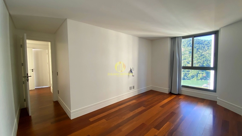 Apartamento no Ed. Pharos em Balneário Camboriú: 26ª foto da galeria de imagens do imóvel