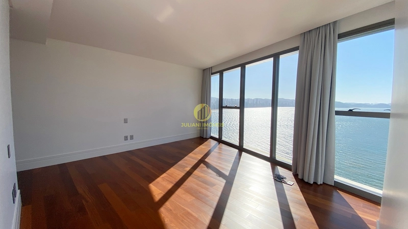 Apartamento no Ed. Pharos em Balneário Camboriú: 17ª foto da galeria de imagens do imóvel