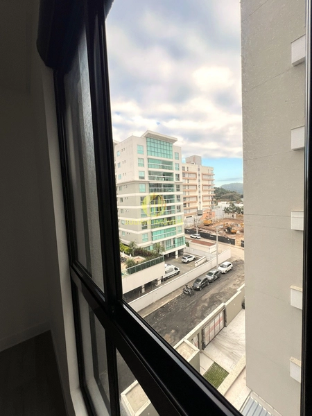 Apartamento no Ed. Ilha de Maui: 3ª foto da galeria de imagens do imóvel