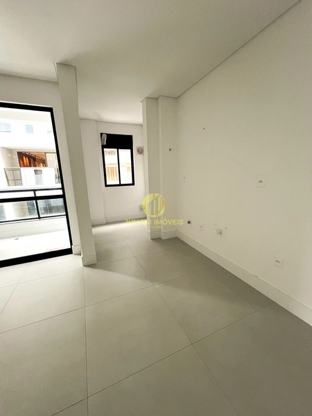 Apartamento no Ed. Ilha de Maui: 2ª foto da galeria de imagens do imóvel