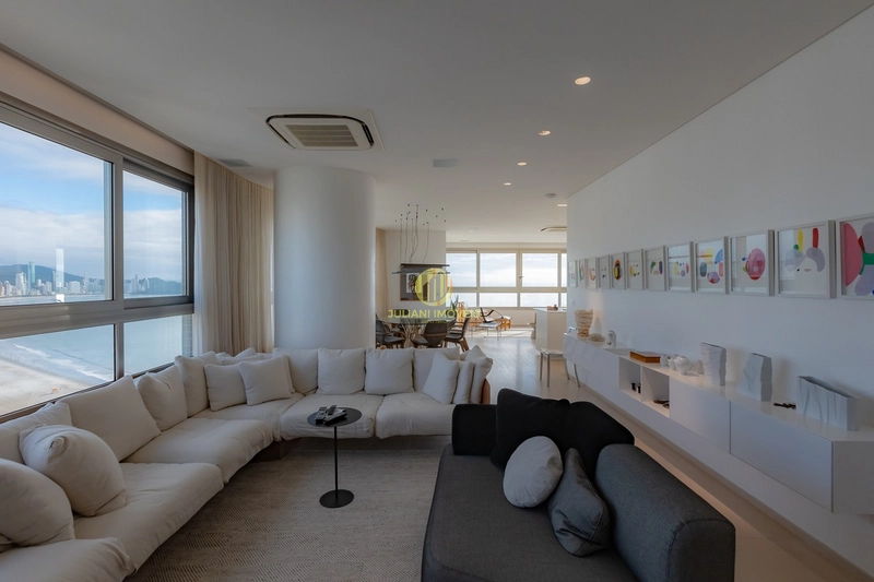 Apartamento frente mar no Apogee em Balneário Camboriú: 7ª foto da galeria de imagens do imóvel