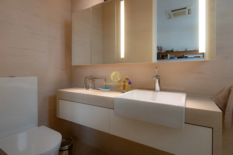 Apartamento frente mar no Apogee em Balneário Camboriú: 42ª foto da galeria de imagens do imóvel