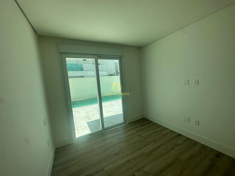 Apartamento no Brava Beach na Praia Brava em Itajaí: 2ª foto da galeria de imagens do imóvel