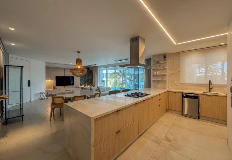 Apartamento mobiliado e decorado no Ed. La Blanc Praia Brava: 16ª foto da galeria de imagens do imóvel