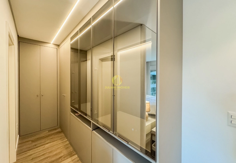 Apartamento mobiliado e decorado no Ed. La Blanc Praia Brava: 25ª foto da galeria de imagens do imóvel