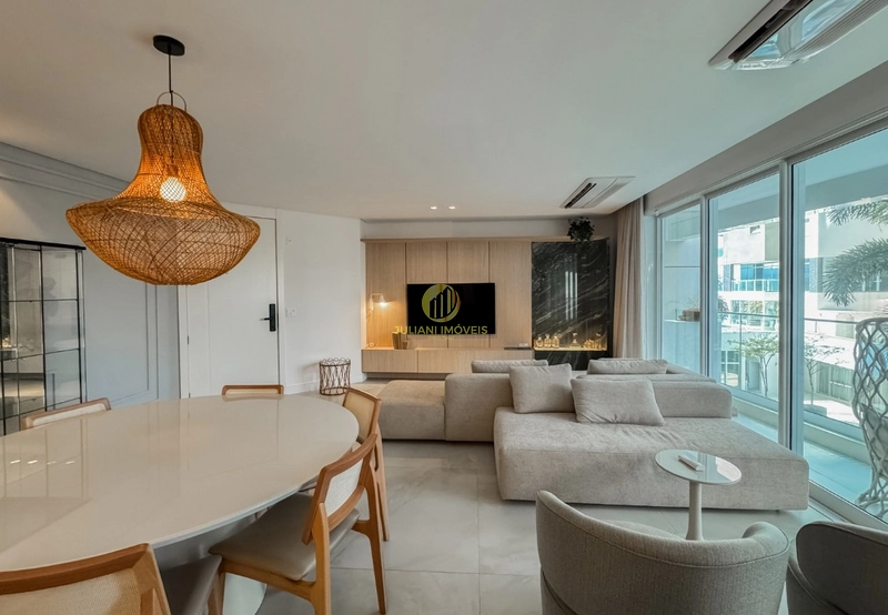 Apartamento mobiliado e decorado no Ed. La Blanc Praia Brava: 5ª foto da galeria de imagens do imóvel