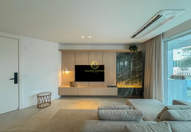 Apartamento mobiliado e decorado no Ed. La Blanc Praia Brava: 8ª foto da galeria de imagens do imóvel