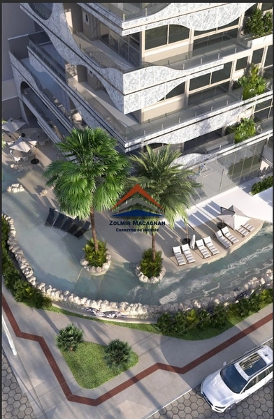 Um triplex 3 suítes a 180 metros da praia: 1ª foto da galeria de imagens do imóvel