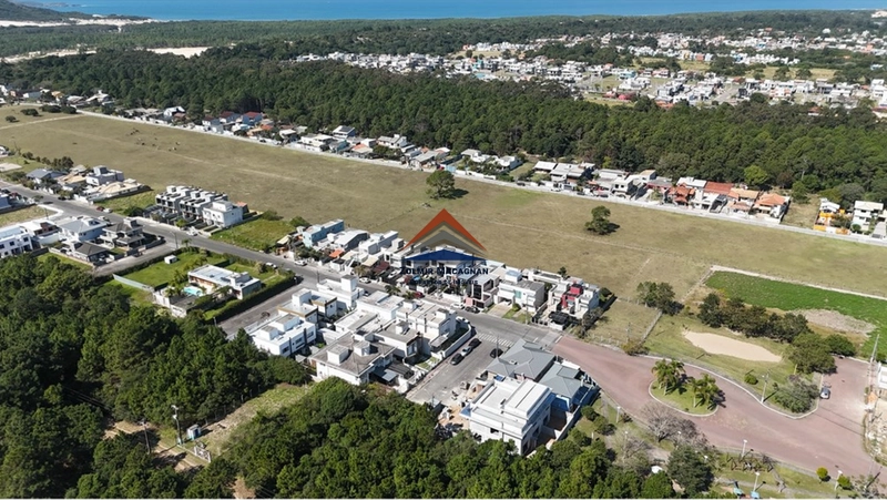 Ótimo Sobrado 2 Suítes Em São João do Rio Vemelho - Florianópolis: 4ª foto da galeria de imagens do imóvel
