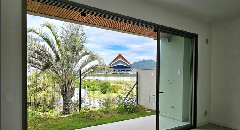 Stúdio Moderno Com Vista Para o Mar - Florianópolis: 1ª foto da galeria de imagens do imóvel
