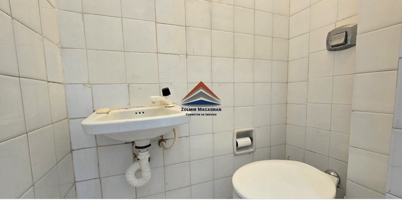 Sala Comercial no Centro de Florianópolis SC: 15ª foto da galeria de imagens do imóvel