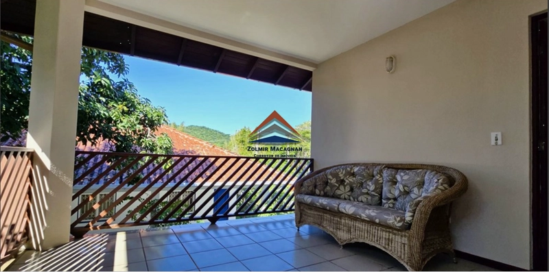 Linda Casa na Praia de Ponta das Canas - Florianópolis: 4ª foto da galeria de imagens do imóvel