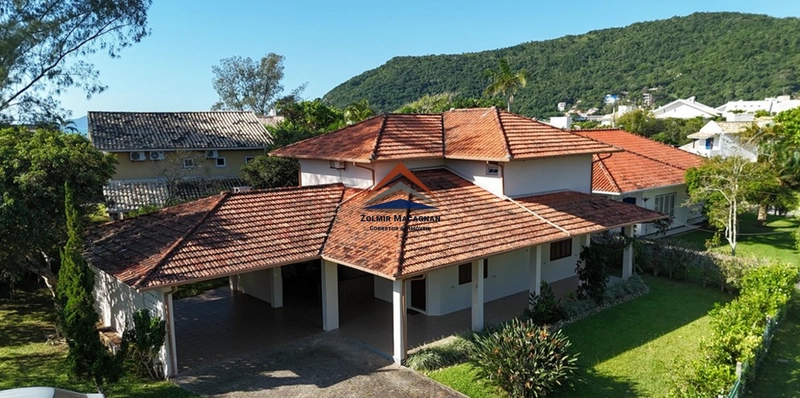 Linda Casa na Praia de Ponta das Canas - Florianópolis: 20ª foto da galeria de imagens do imóvel