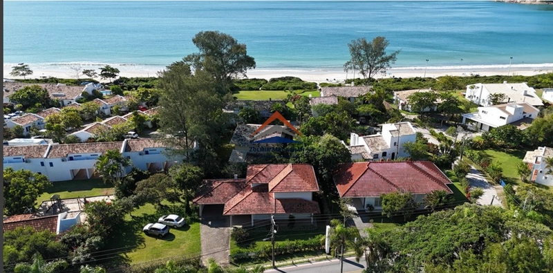 Linda Casa na Praia de Ponta das Canas - Florianópolis: 18ª foto da galeria de imagens do imóvel