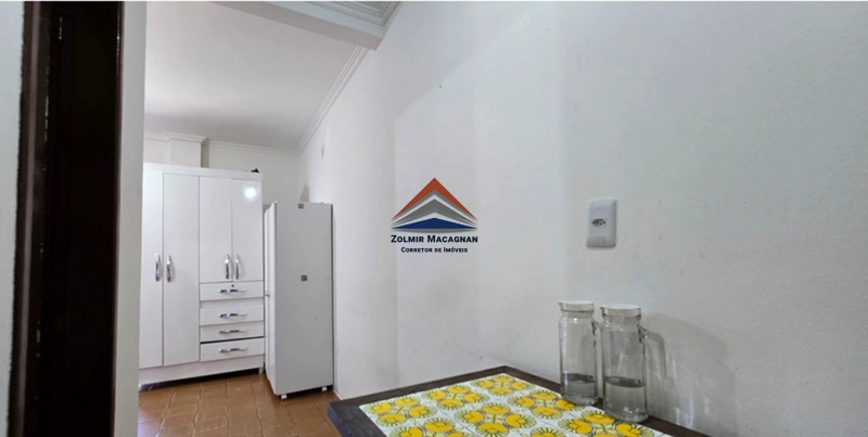 Prédio de Apartamentos à Venda em Canasvieiras -Florianópolis: 4ª foto da galeria de imagens do imóvel