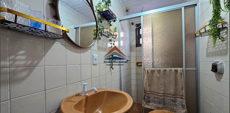 Prédio de Apartamentos à Venda em Canasvieiras -Florianópolis: 7ª foto da galeria de imagens do imóvel