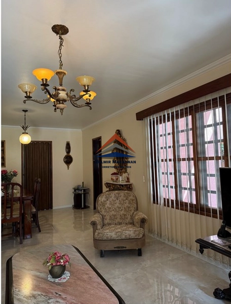 Casa Com 5 Dormitórios à Venda em Jurerê Internacional: 3ª foto da galeria de imagens do imóvel