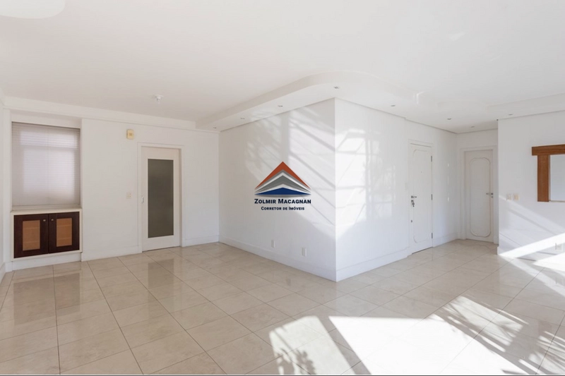 Apartamento 4 Dormnitórios no Centro de Florianópolis: 35ª foto da galeria de imagens do imóvel