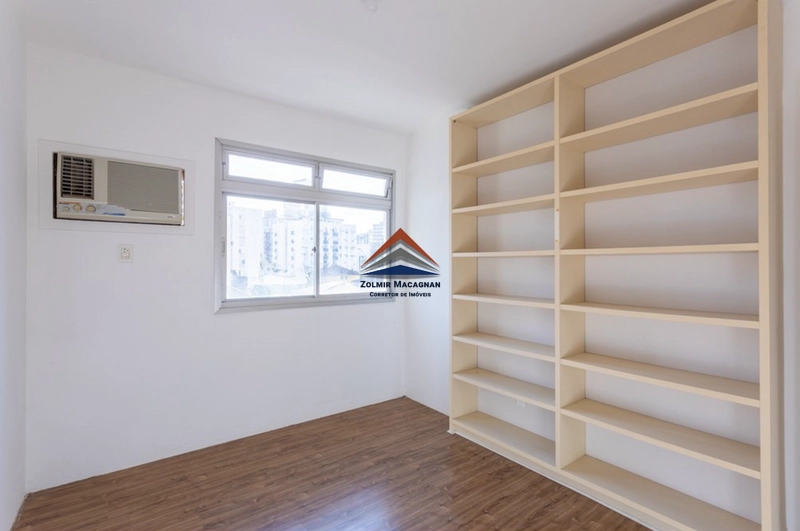 Apartamento 4 Dormnitórios no Centro de Florianópolis: 3ª foto da galeria de imagens do imóvel