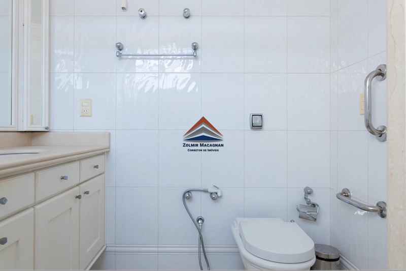 Apartamento 4 Dormnitórios no Centro de Florianópolis: 43ª foto da galeria de imagens do imóvel