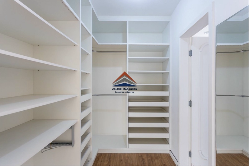Apartamento 4 Dormnitórios no Centro de Florianópolis: 40ª foto da galeria de imagens do imóvel