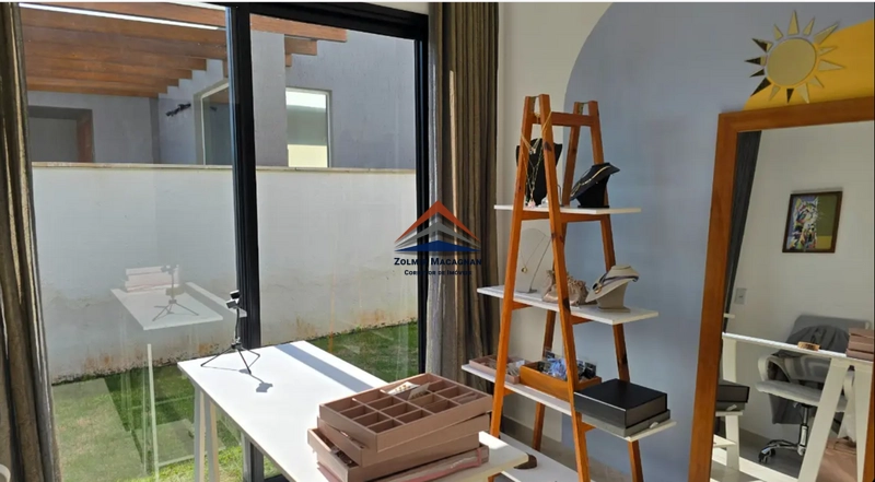Casa Térrea 4 Dormitórios Em Condomínio À Vendaem Florianópolis: 5ª foto da galeria de imagens do imóvel
