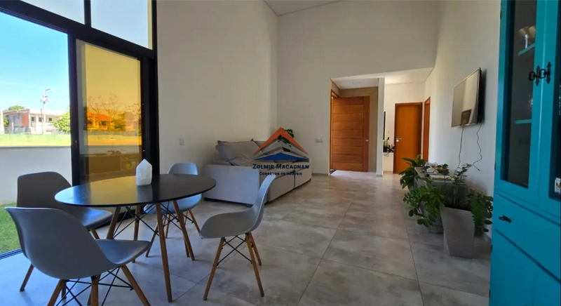Casa Térrea 4 Dormitórios Em Condomínio À Vendaem Florianópolis: 10ª foto da galeria de imagens do imóvel