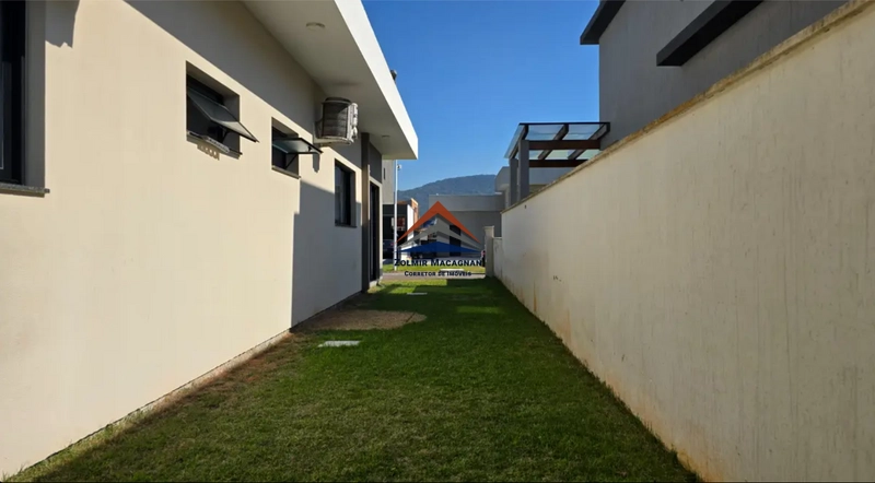 Casa Térrea 4 Dormitórios Em Condomínio À Vendaem Florianópolis: 20ª foto da galeria de imagens do imóvel