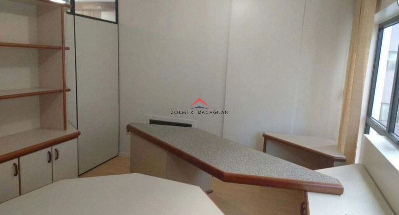 Belíssima sala Comercial `Venda no centro de Florianópolis SC: 2ª foto da galeria de imagens do imóvel