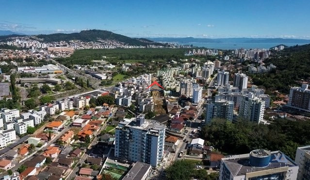 Excelente loja com 2 vagas de garagem à Venda no Bairro Trindade: 10ª foto da galeria de imagens do imóvel