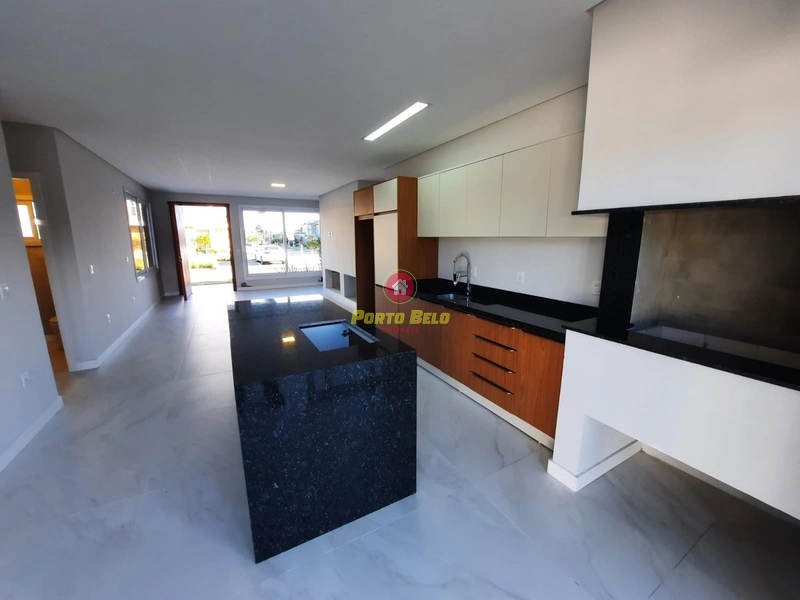 CASA À VENDA!!: 3ª foto da galeria de imagens do imóvel