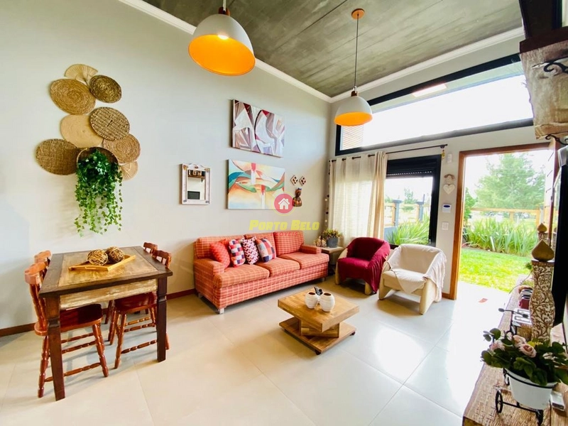 CASA À VENDA!!: 4ª foto da galeria de imagens do imóvel