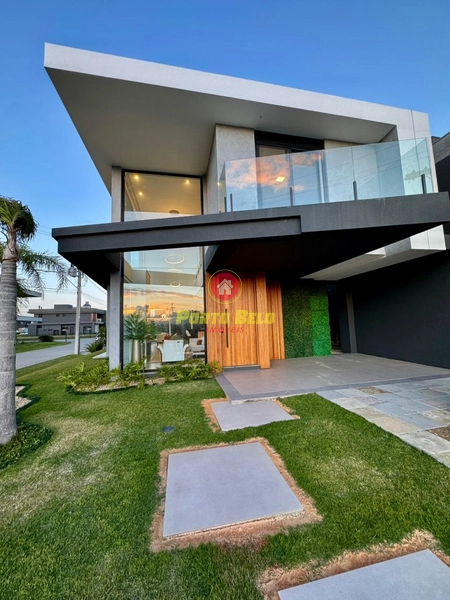 CASA À VENDA: 2ª foto da galeria de imagens do imóvel