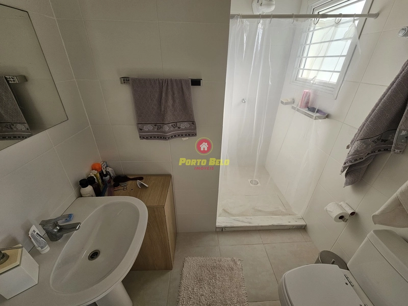 CASA À VENDA A 50 METROS DO MAR: 15ª foto da galeria de imagens do imóvel