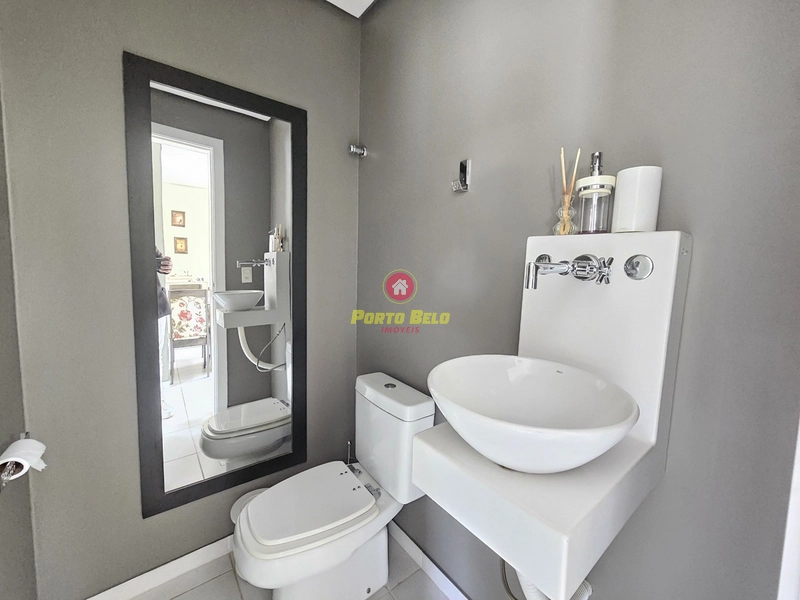 CASA À VENDA A 50 METROS DO MAR: 13ª foto da galeria de imagens do imóvel