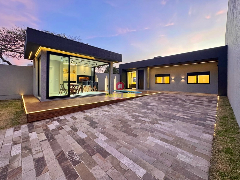 CASA À VENDA COM ESPAÇO AMPLO: 1ª foto da galeria de imagens do imóvel