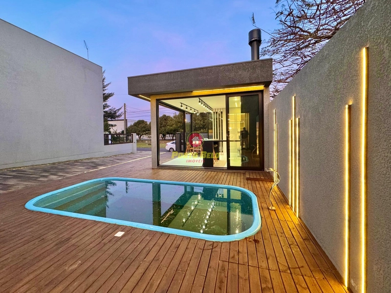CASA À VENDA COM ESPAÇO AMPLO: 3ª foto da galeria de imagens do imóvel
