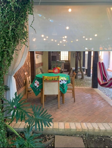 CASA À VENDA COM ESPAÇO AMPLO E ÁREA VERDE: 17ª foto da galeria de imagens do imóvel